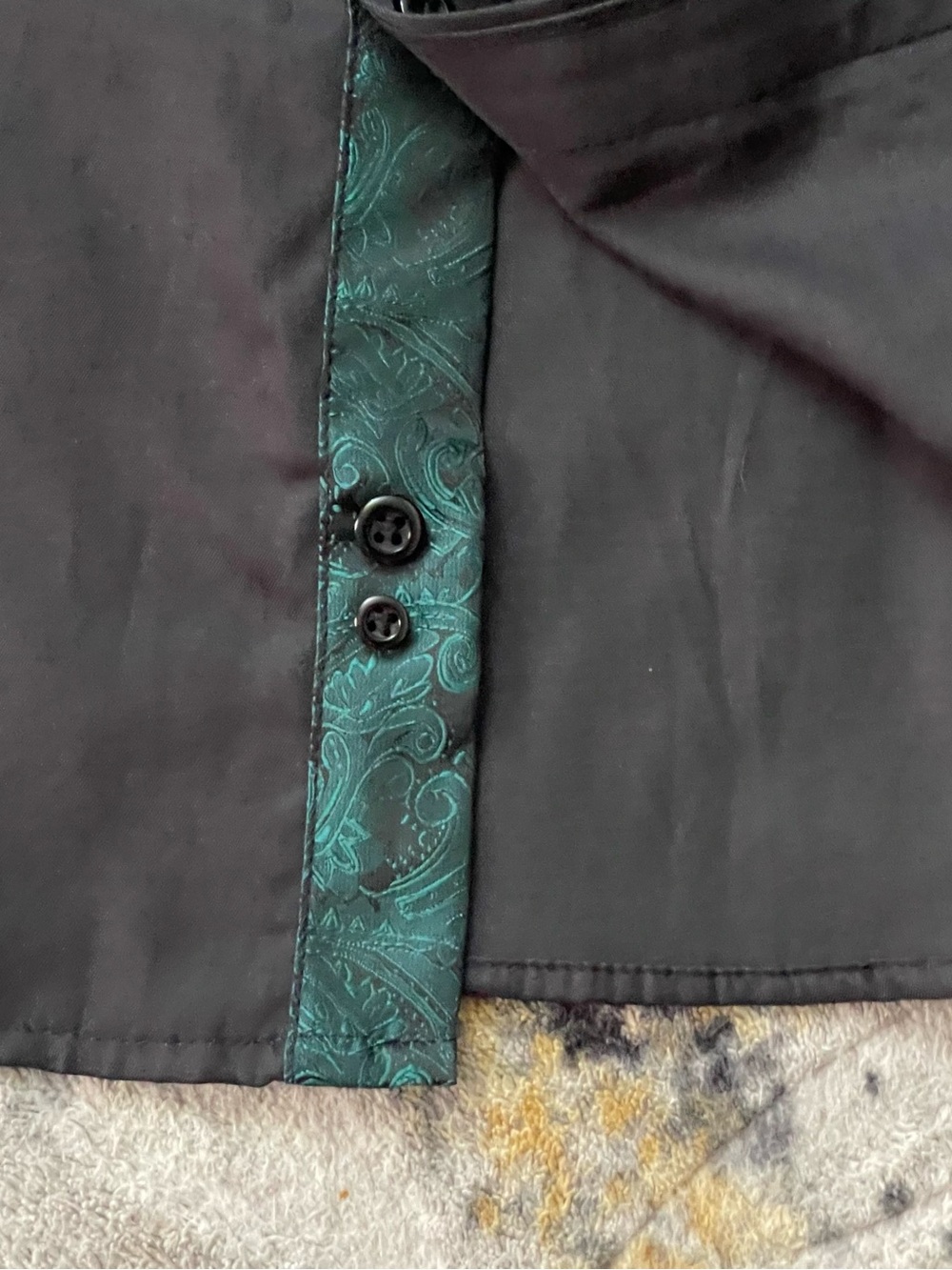 ALIZEAL Black Men's Long-Sleeve Casual Button-Down Shirt - Picture 9 of 13